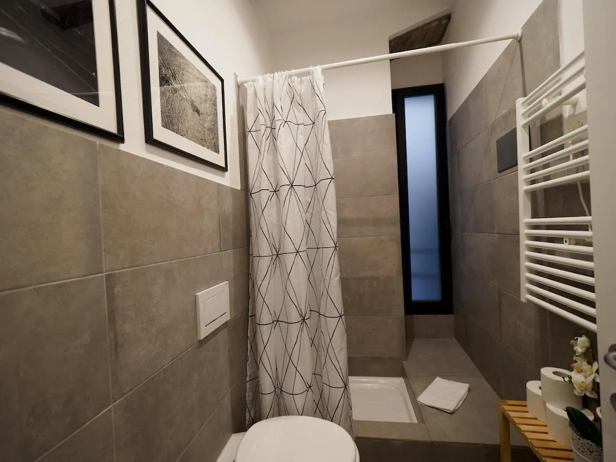 Apartment Camaella Luxury Studio Vernazza Italy